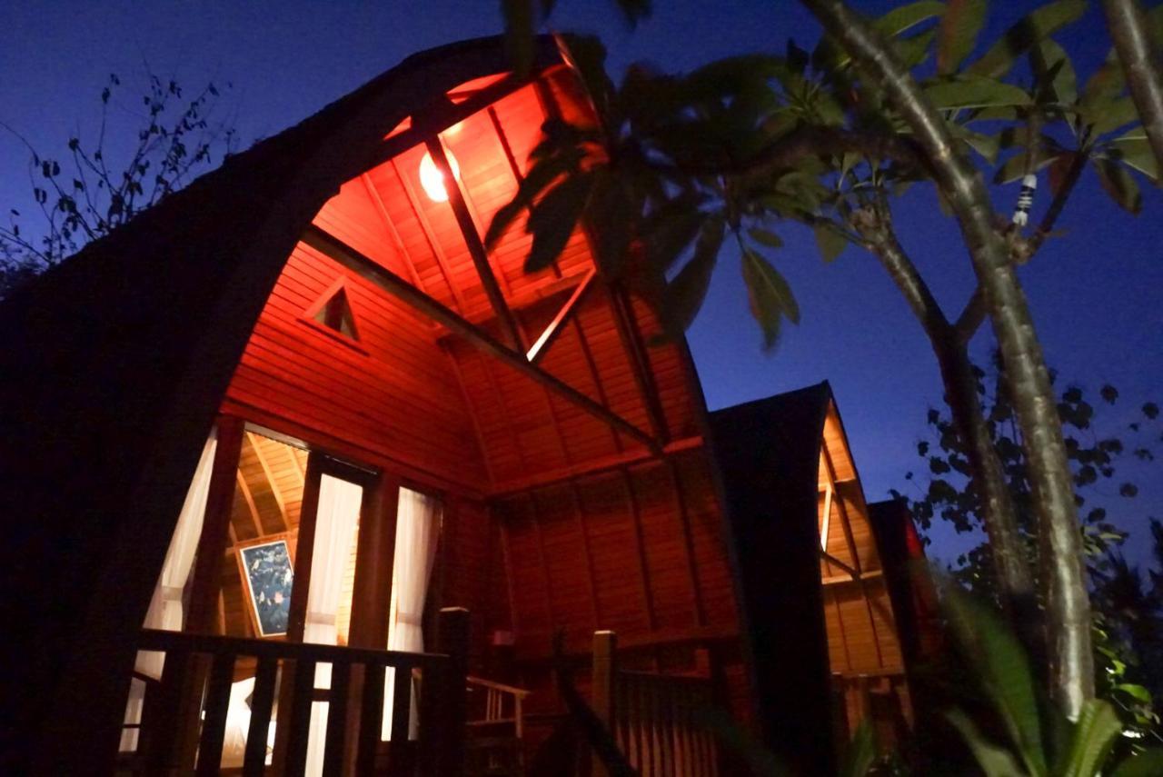 Kibu Kauh Sunrise Cottage Sakti Exterior foto
